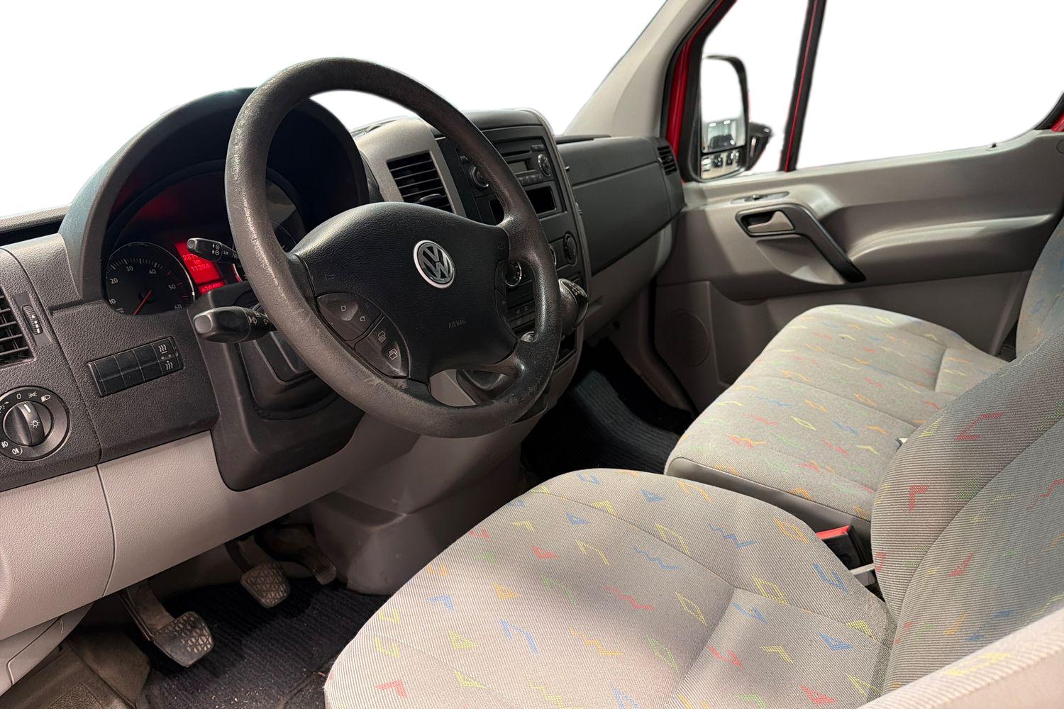Volkswagen Crafter 2010, kuva 6/43