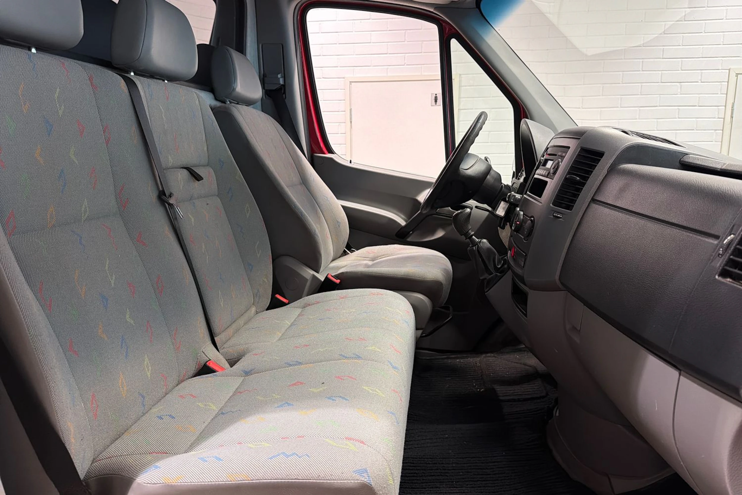 Punainen Volkswagen CRAFTER 2009 kuva 12.