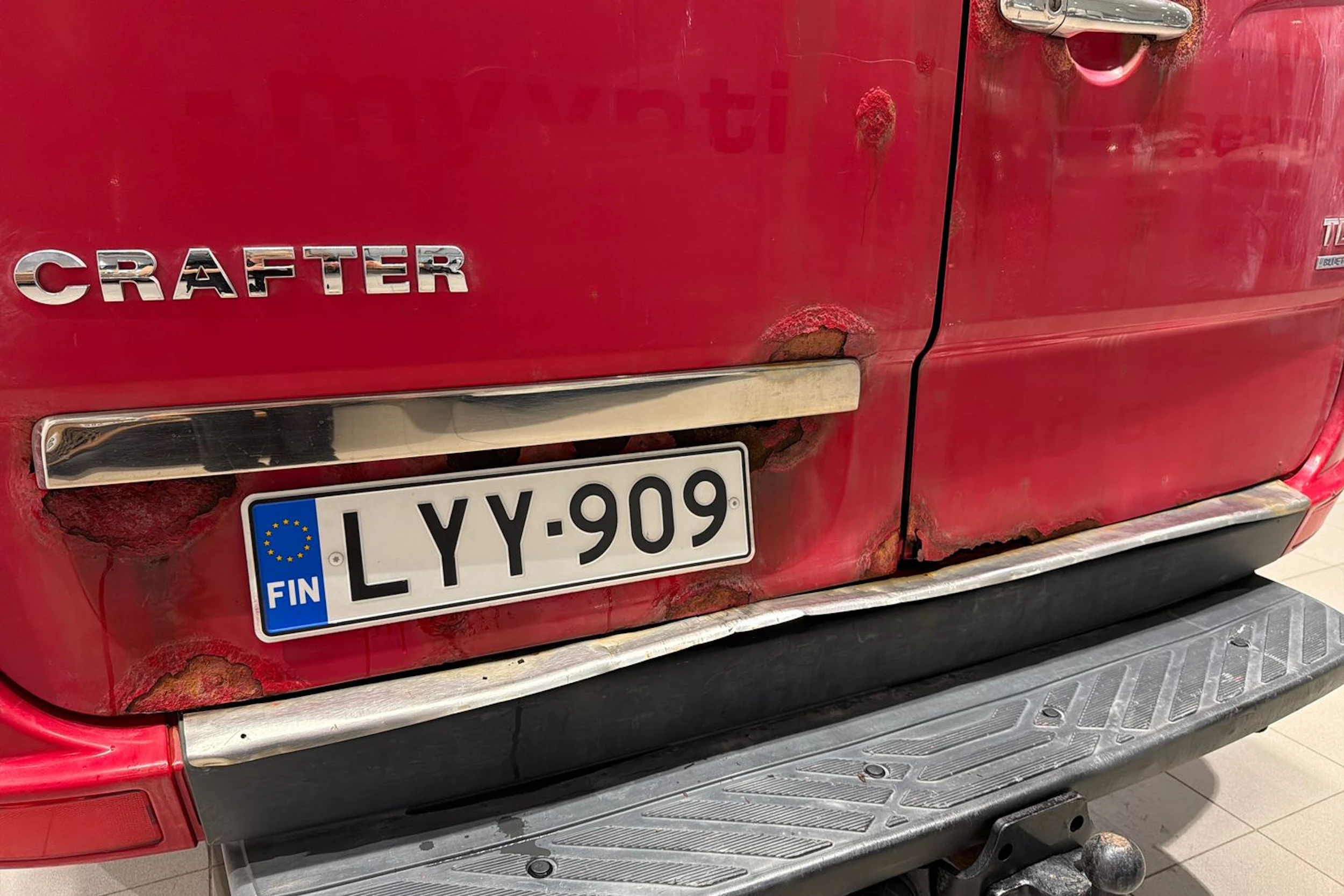 Punainen Volkswagen CRAFTER 2009 kuva 26.