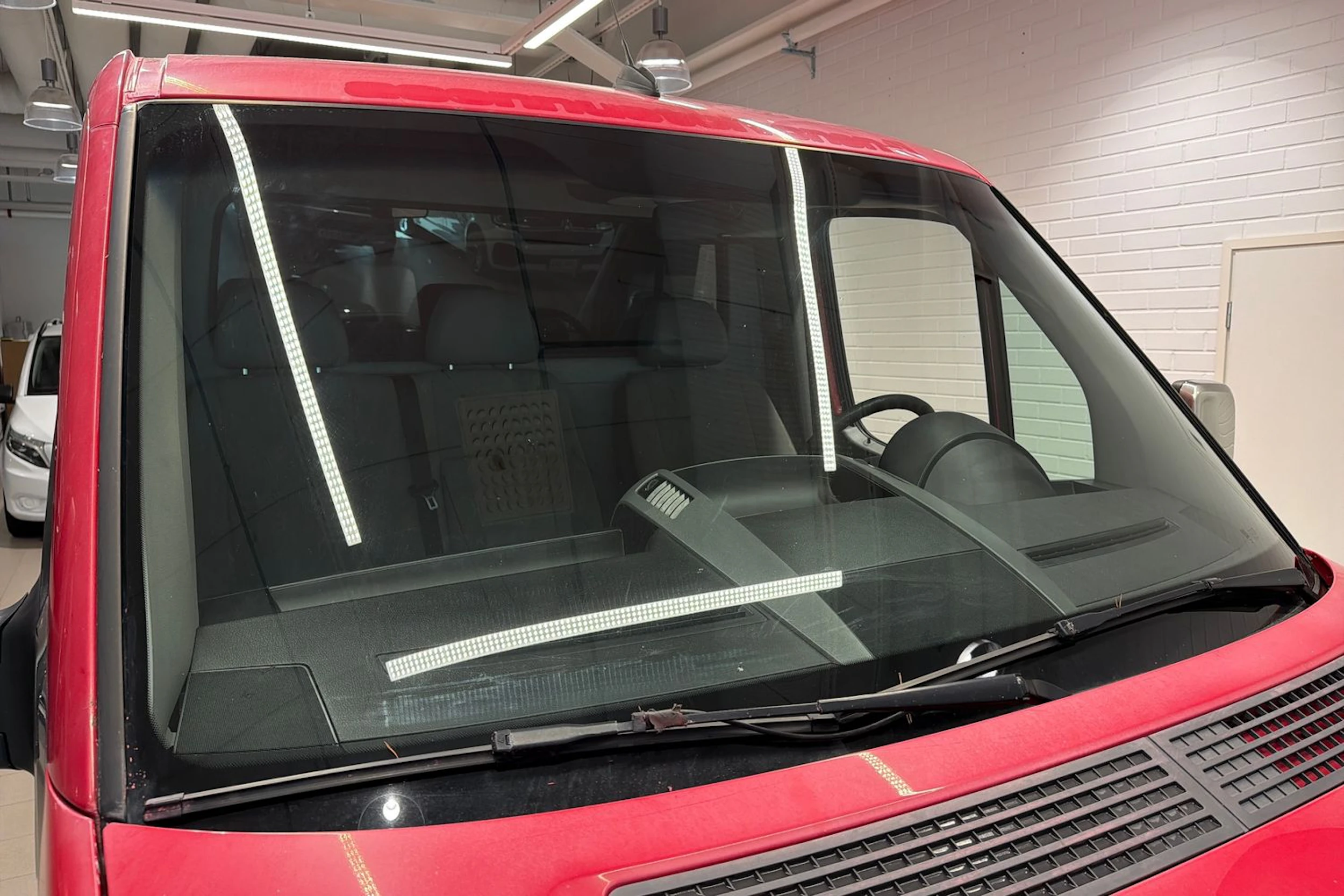 Punainen Volkswagen CRAFTER 2009 kuva 32.
