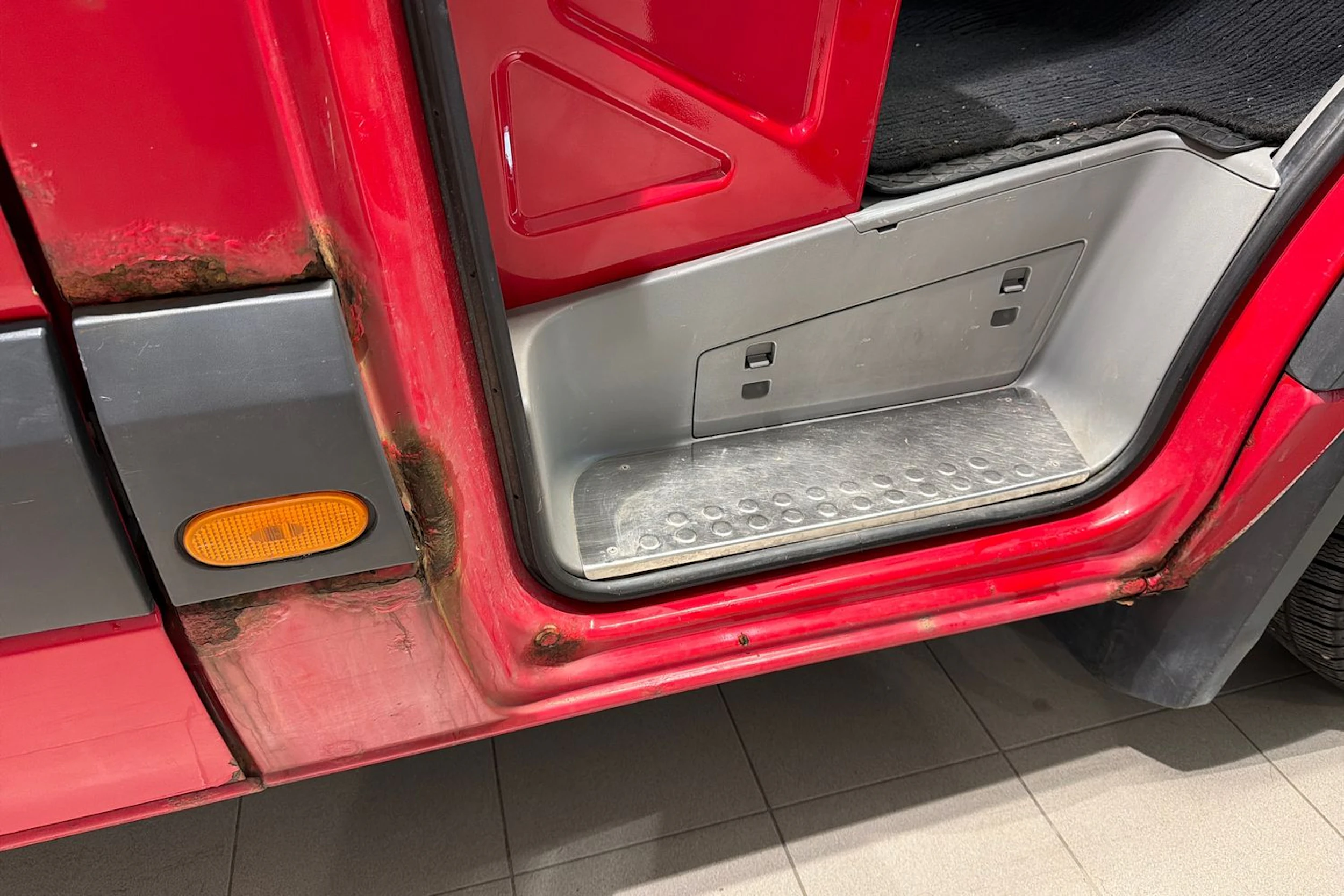 Punainen Volkswagen CRAFTER 2009 kuva 37.