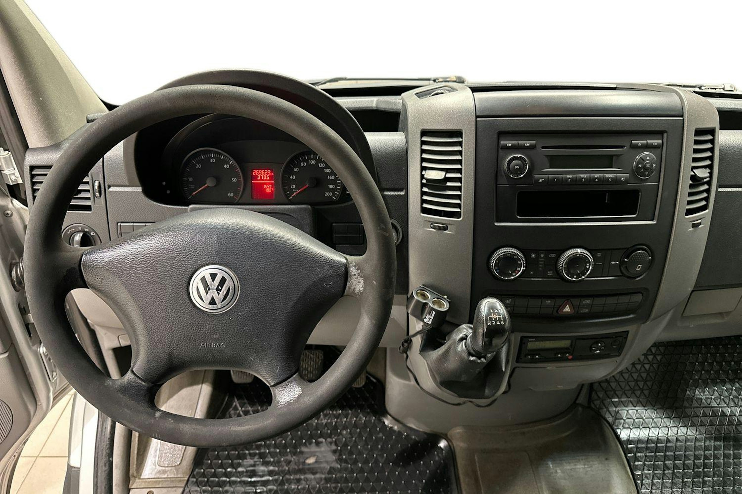 Harmaa Volkswagen CRAFTER 2010 kuva 7.