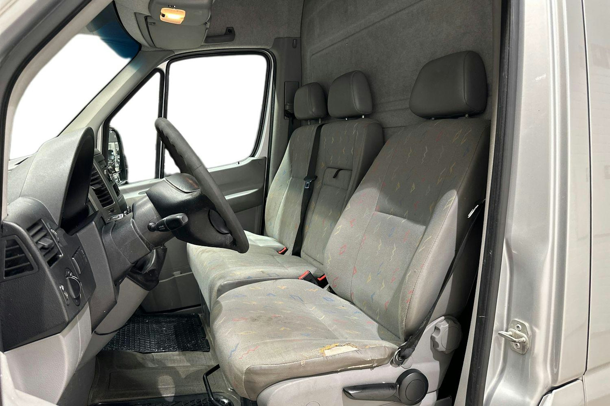 Harmaa Volkswagen CRAFTER 2010 kuva 8.