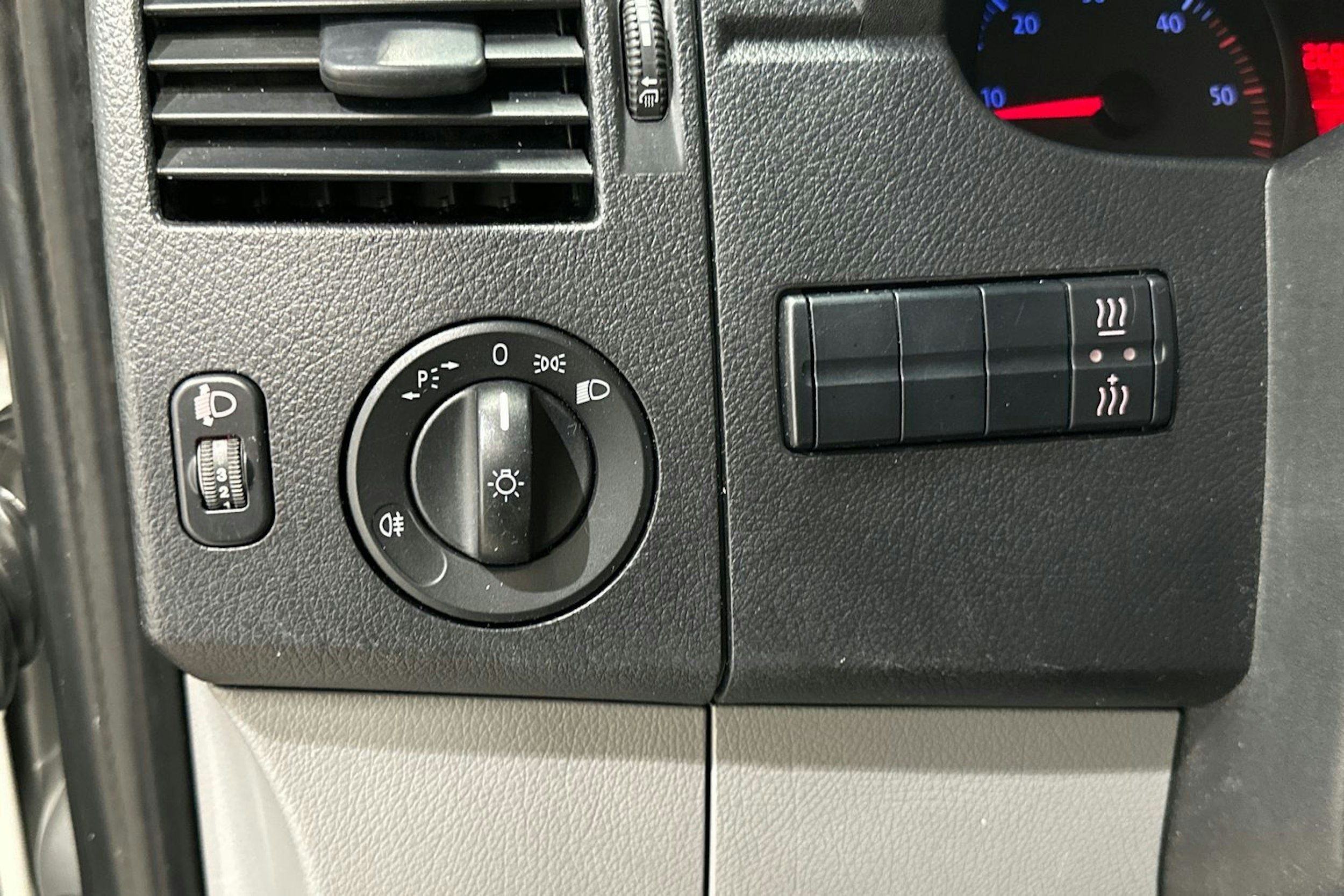 Harmaa Volkswagen CRAFTER 2010 kuva 11.