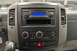 Harmaa Volkswagen CRAFTER 2010 kuva 12.