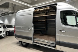 Harmaa Volkswagen CRAFTER 2010 kuva 17.