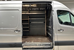 Harmaa Volkswagen CRAFTER 2010 kuva 18.