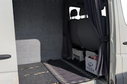 valkoinen Volkswagen Crafter 2010 kuva 7.
