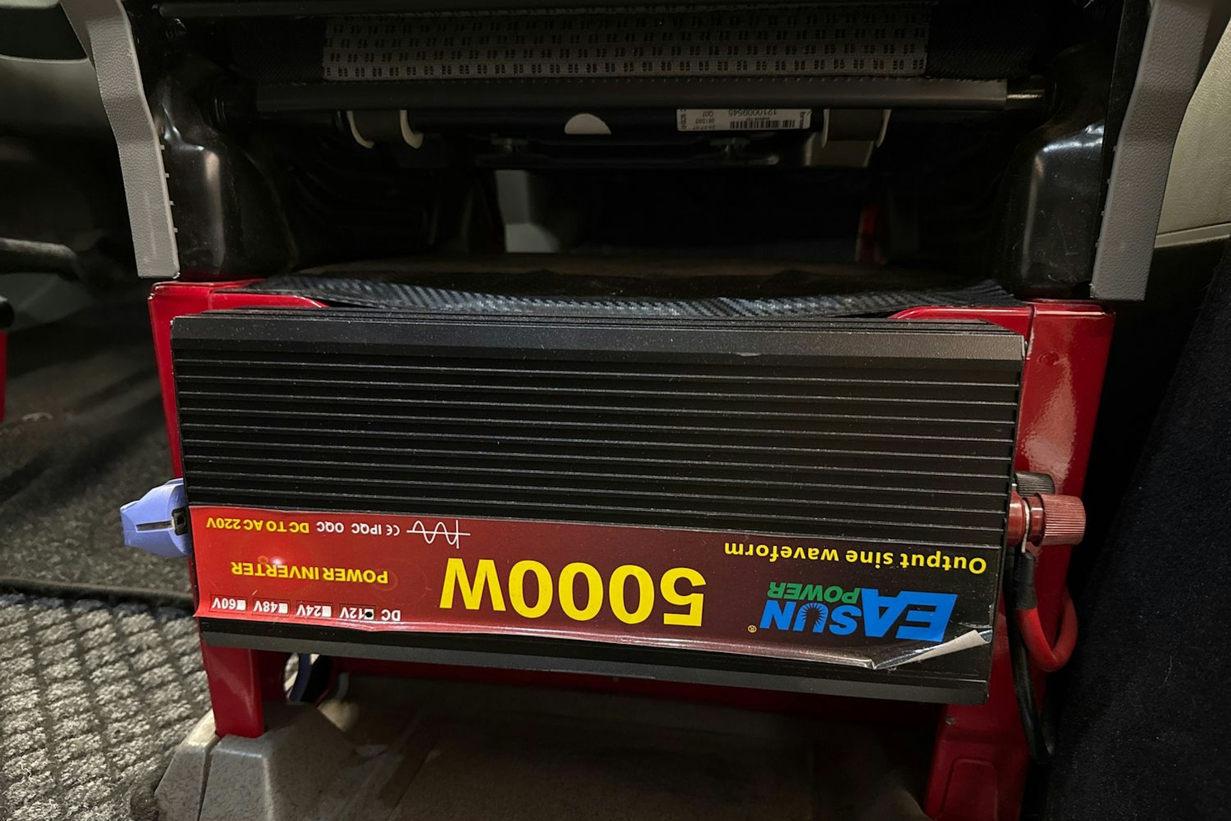 punainen Volkswagen Crafter 2010 kuva 19.