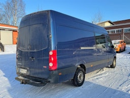 sininen Volkswagen Crafter 2011 kuva 2.