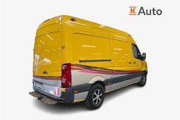 keltainen Volkswagen Crafter 2011 kuva 2.