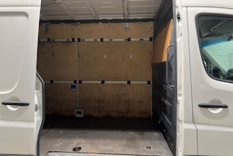 valkoinen Volkswagen Crafter 2011 kuva 16.
