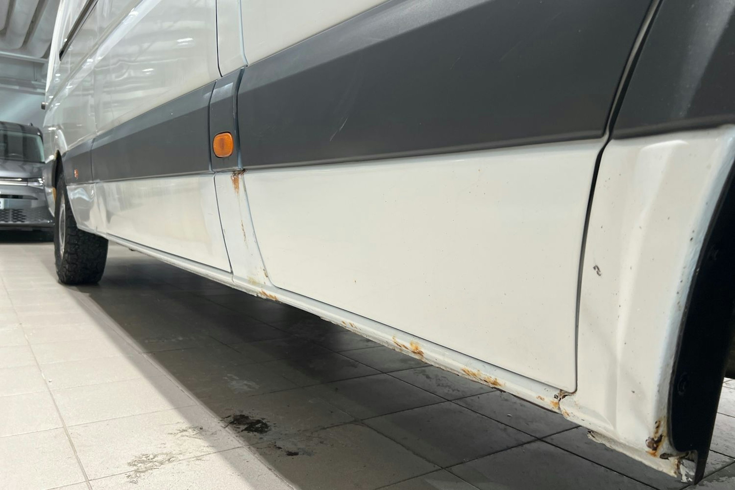 valkoinen Volkswagen Crafter 2011 kuva 24.