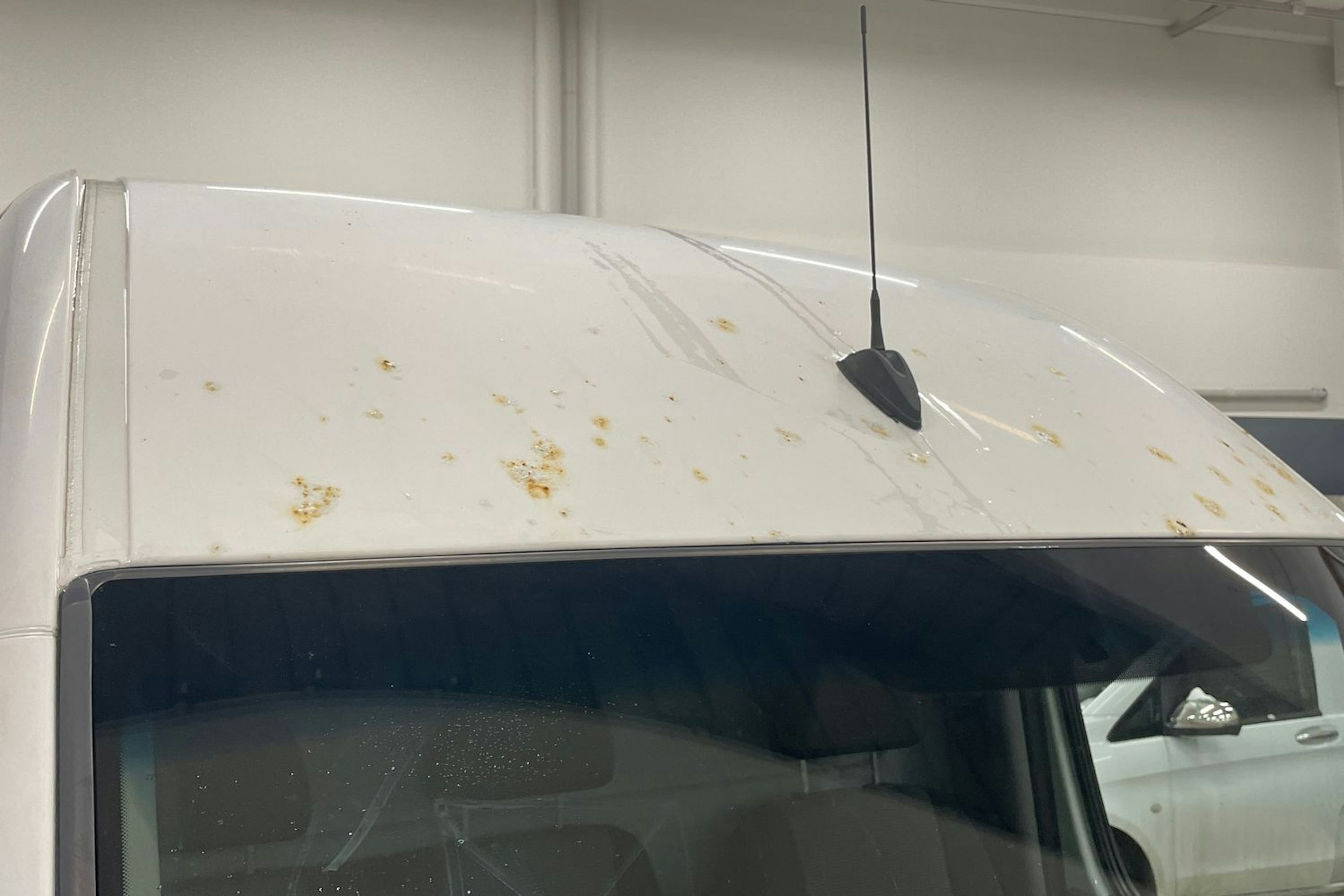 valkoinen Volkswagen Crafter 2011 kuva 22.