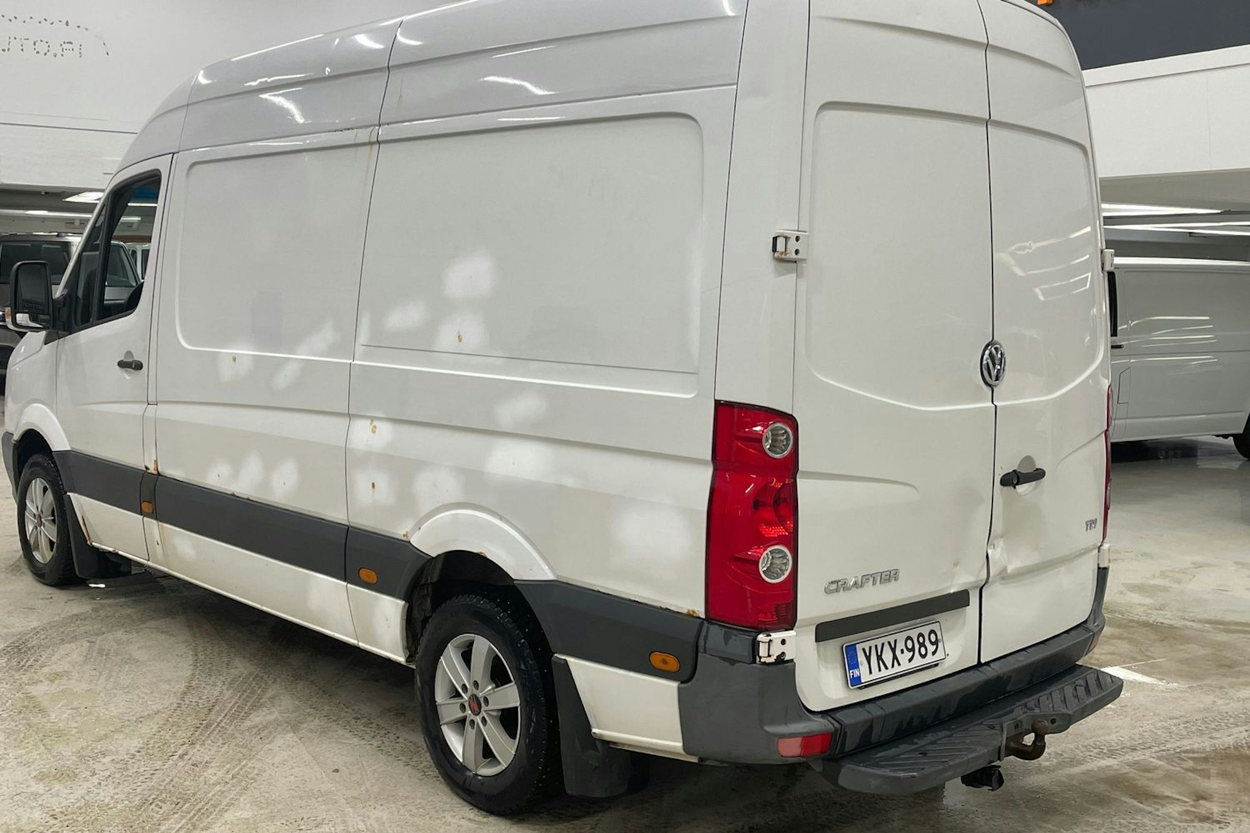 valkoinen Volkswagen Crafter 2011 kuva 24.