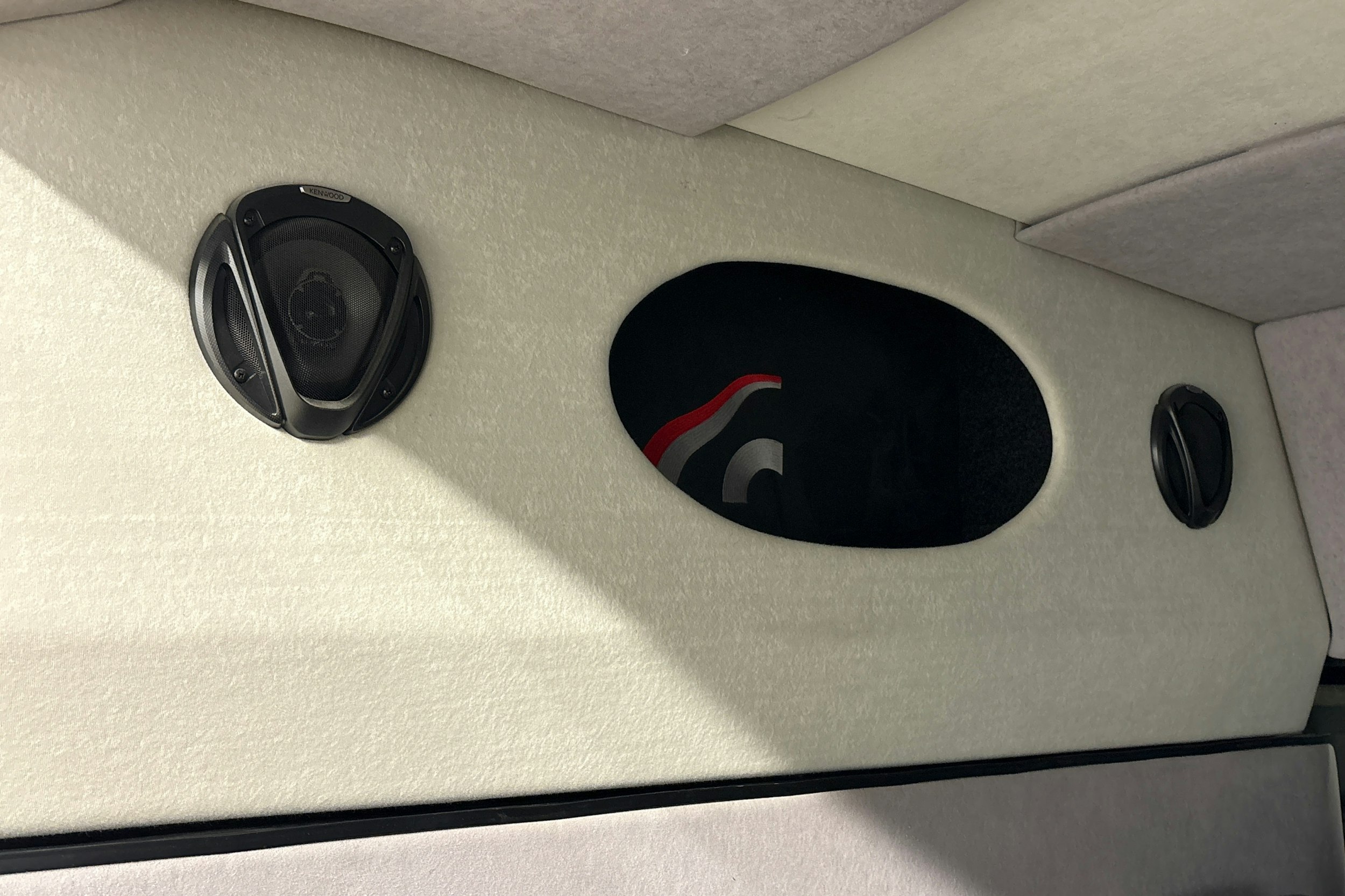 musta Volkswagen Crafter 2012 kuva 22.