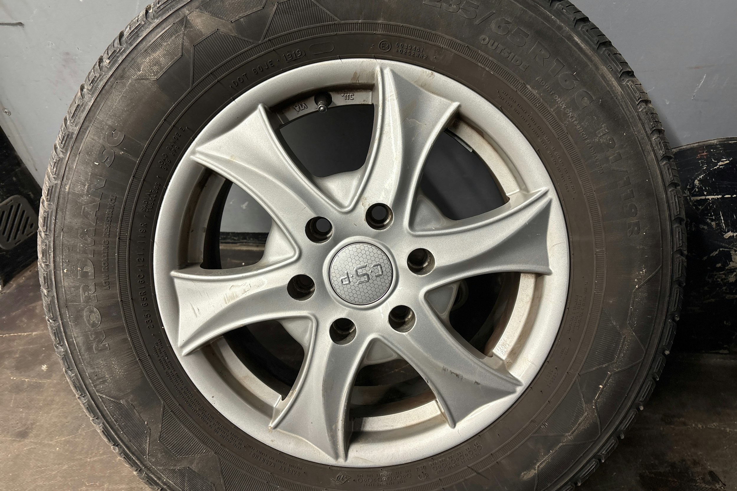 musta Volkswagen Crafter 2012 kuva 25.