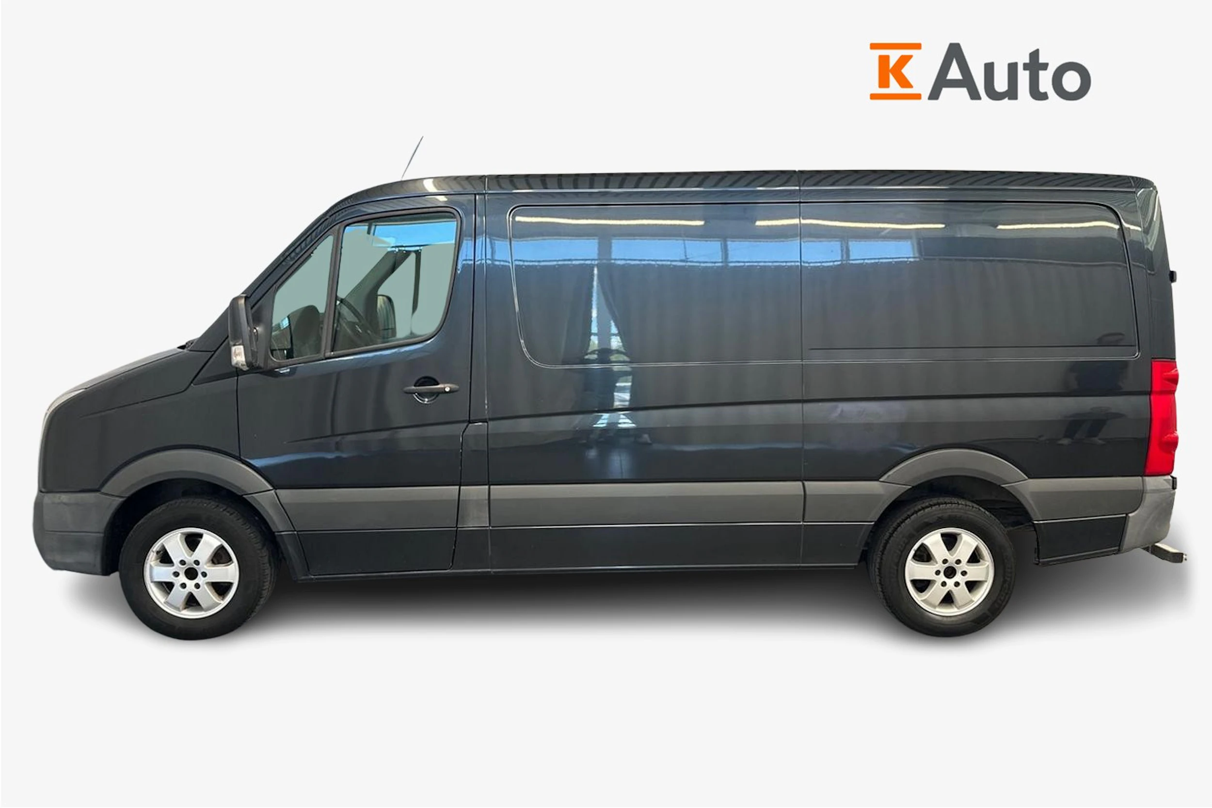 musta Volkswagen Crafter 2012 kuva 7.