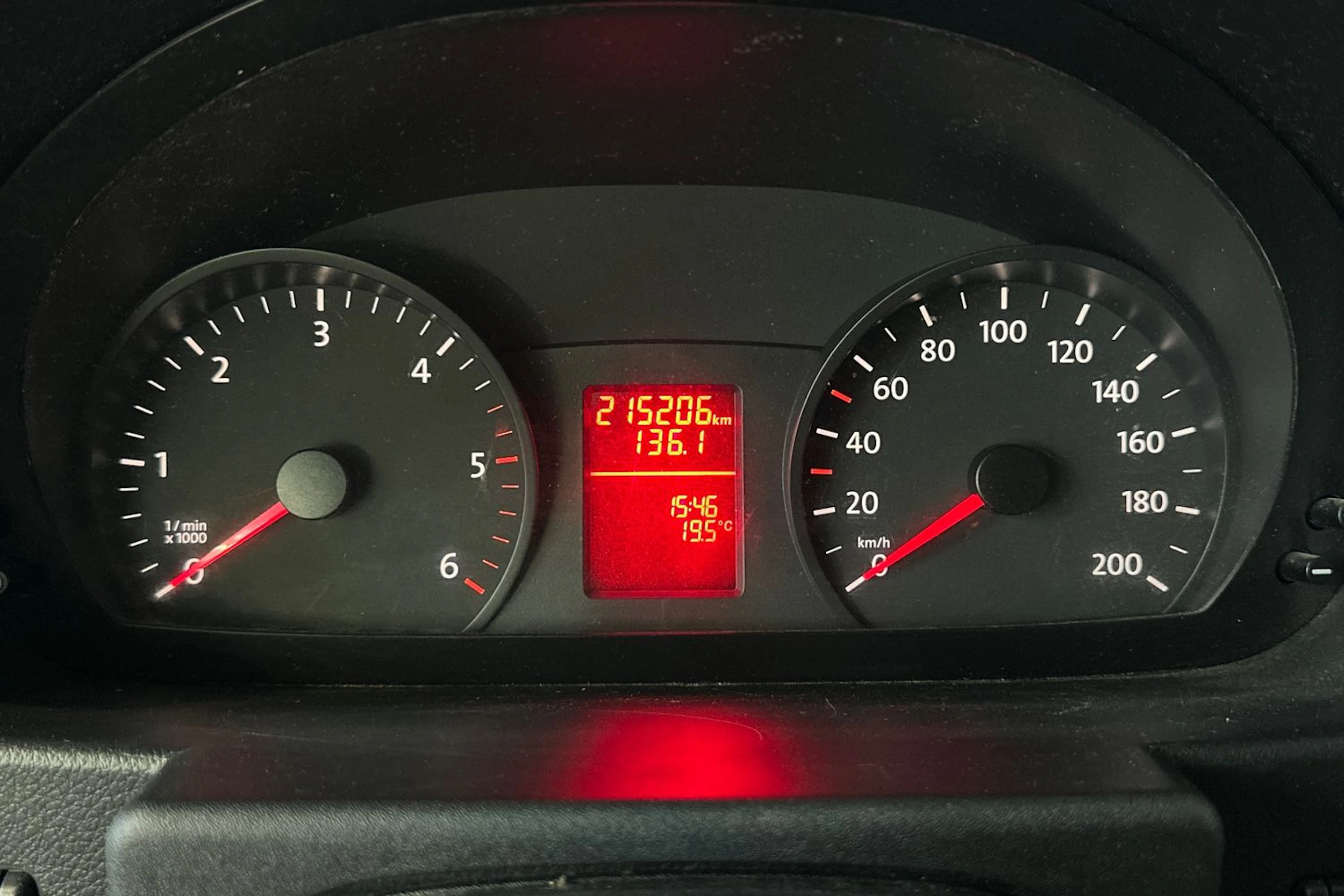 musta Volkswagen Crafter 2012 kuva 20.