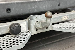 musta Volkswagen Crafter 2012 kuva 25.