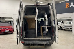 valkoinen Volkswagen Crafter 2012 kuva 13.