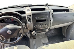 Valkoinen Volkswagen CRAFTER 2012 kuva 9.