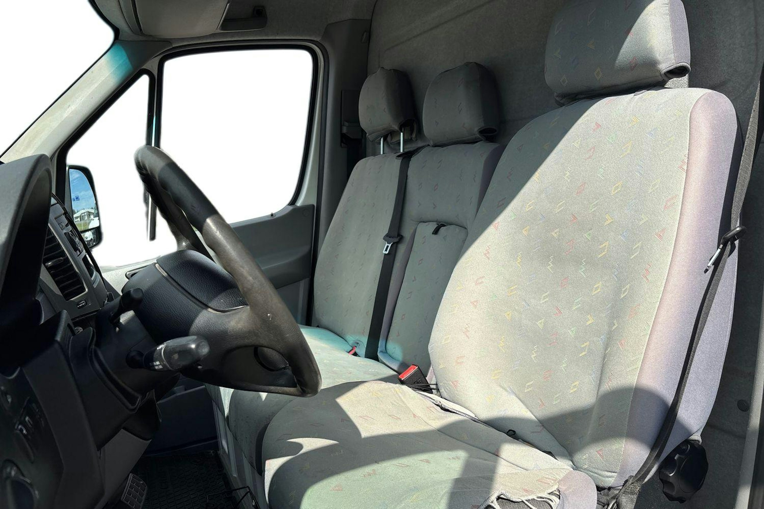 Valkoinen Volkswagen CRAFTER 2012 kuva 10.
