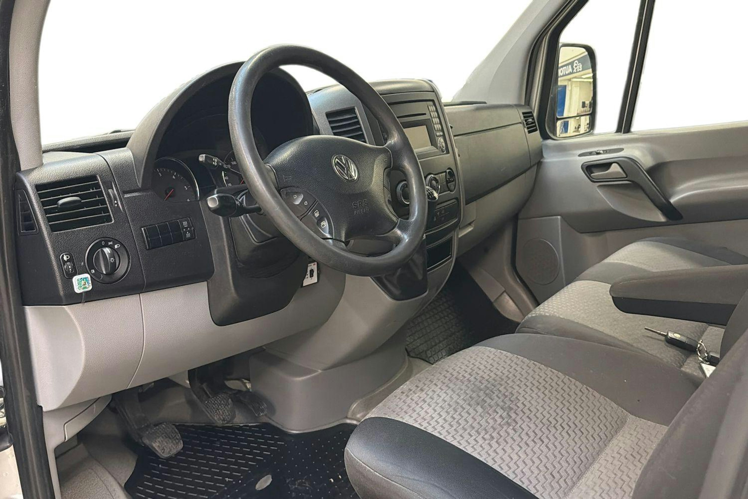 hopea Volkswagen Crafter 2013 kuva 8.