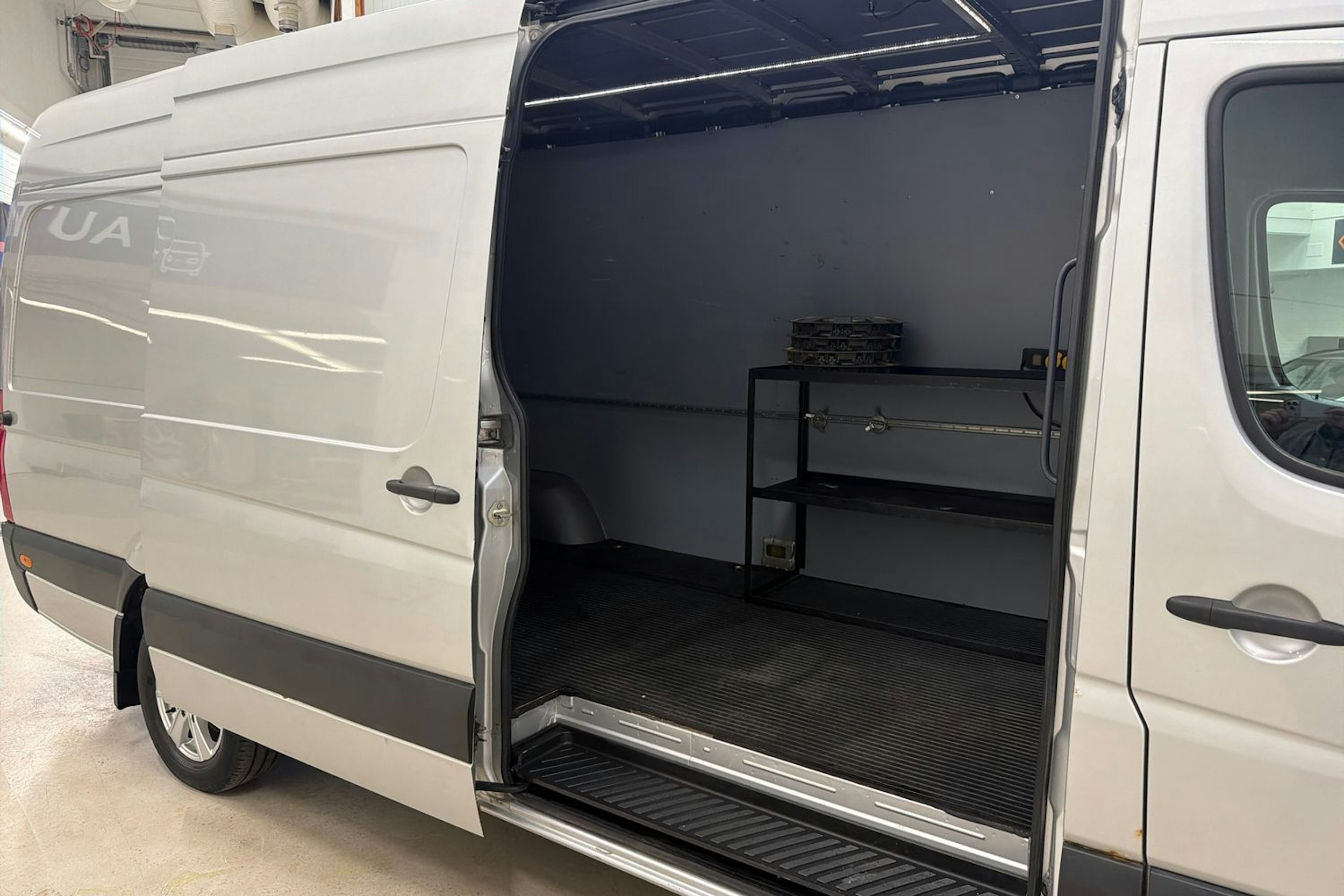 hopea Volkswagen Crafter 2013 kuva 13.