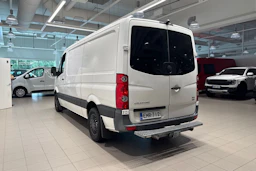 Valkoinen Volkswagen CRAFTER 2013 kuva 11.