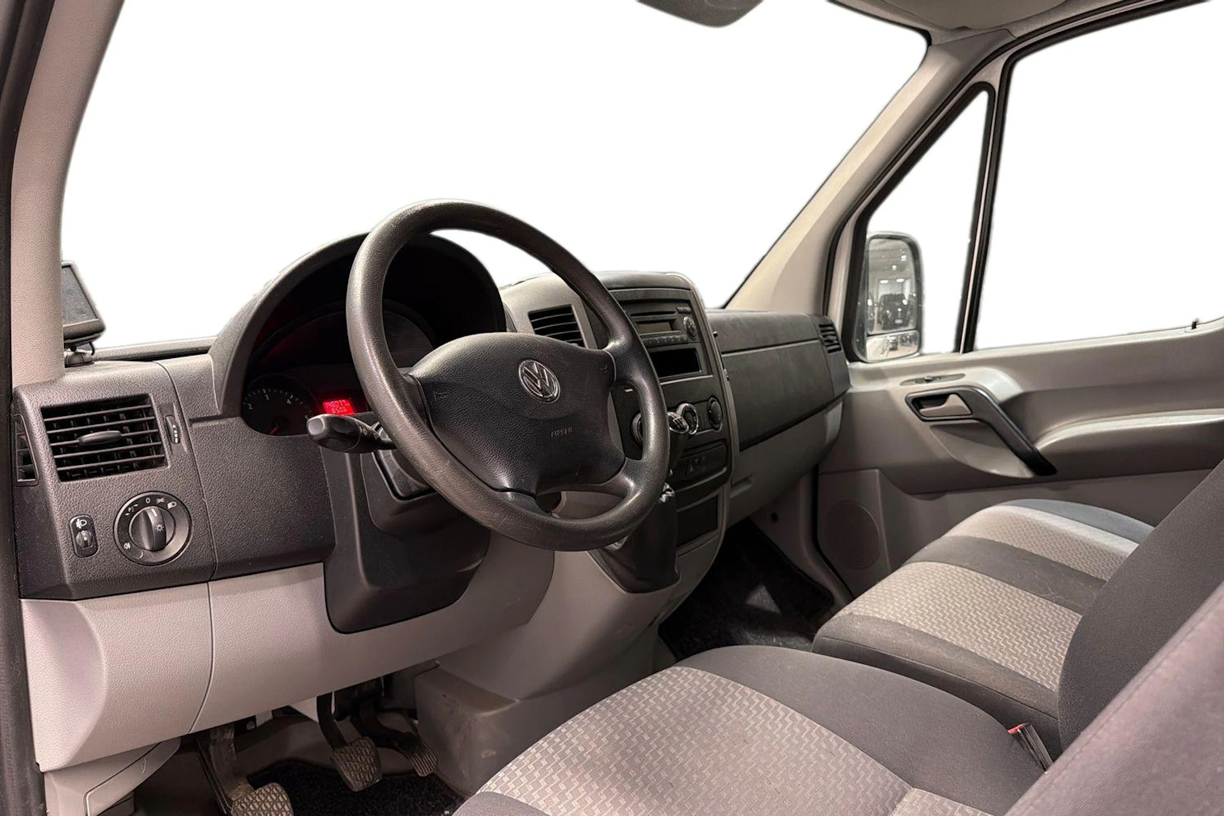 valkoinen Volkswagen Crafter 2013 kuva 3.