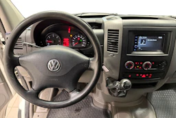 Valkoinen Volkswagen CRAFTER 2014 kuva 9.