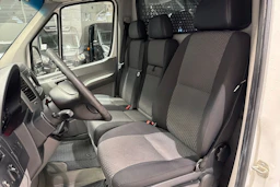 Valkoinen Volkswagen CRAFTER 2014 kuva 20.