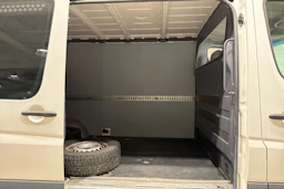 Valkoinen Volkswagen CRAFTER 2014 kuva 21.