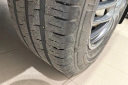 Valkoinen Volkswagen CRAFTER 2014 kuva 24.