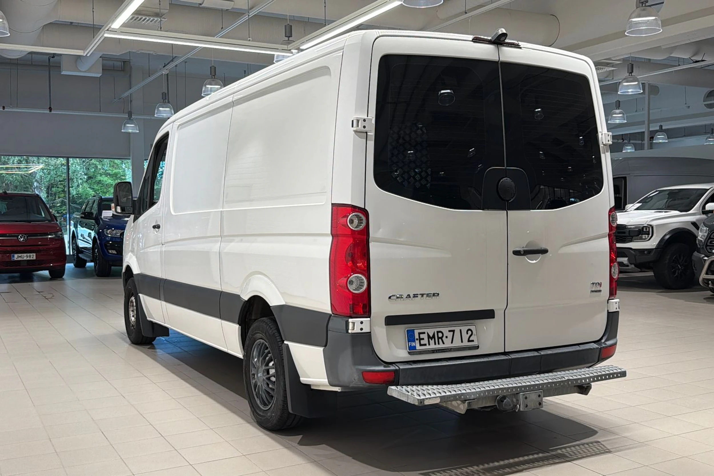Valkoinen Volkswagen CRAFTER 2014 kuva 25.