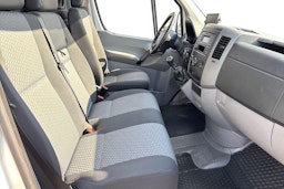 Valkoinen Volkswagen Crafter 2014 kuva 8.