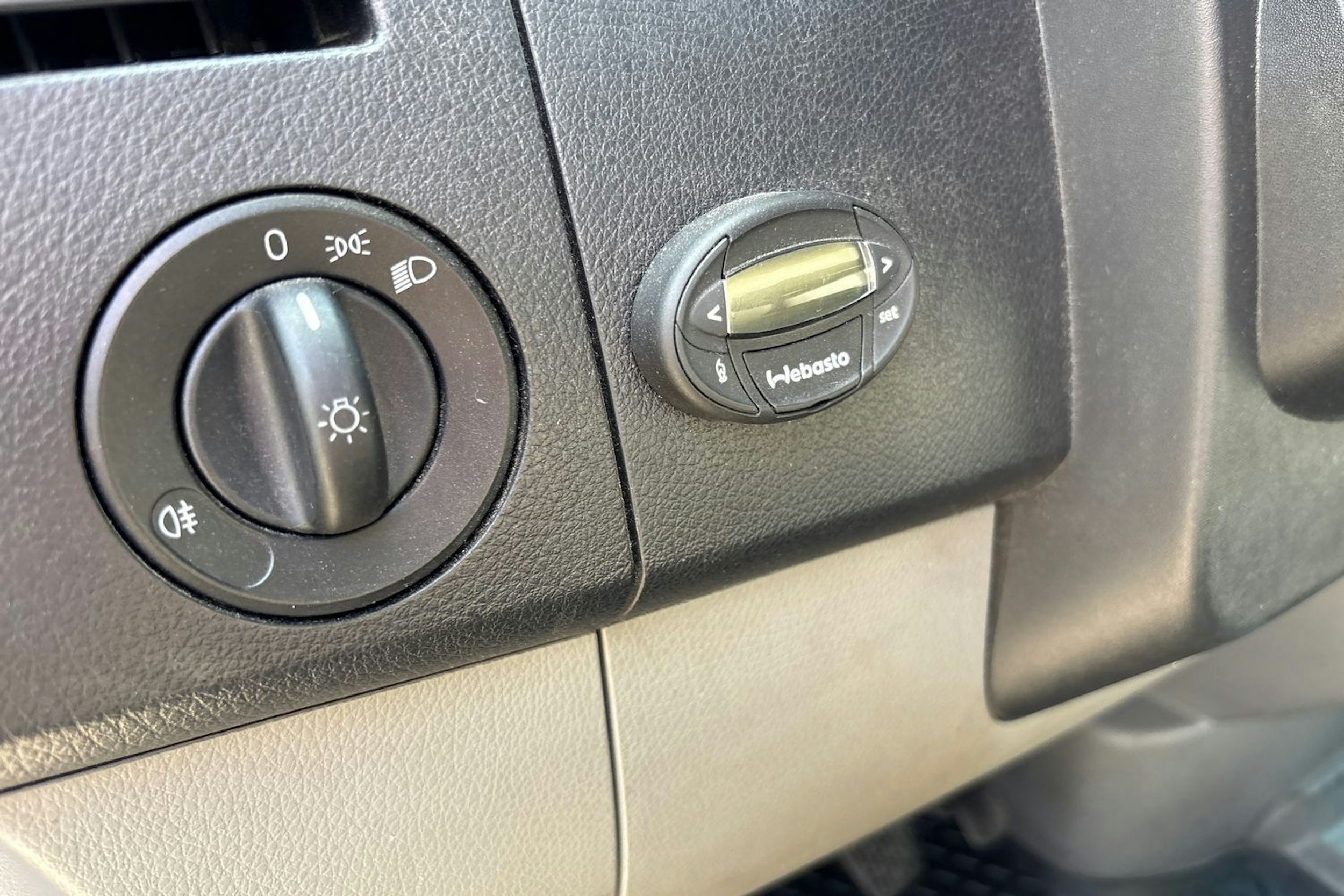Valkoinen Volkswagen Crafter 2014 kuva 13.