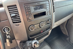 Valkoinen Volkswagen Crafter 2014 kuva 15.