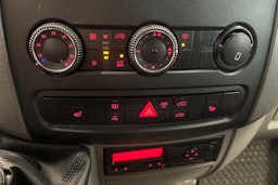 sininen Volkswagen Crafter 2014 kuva 13.