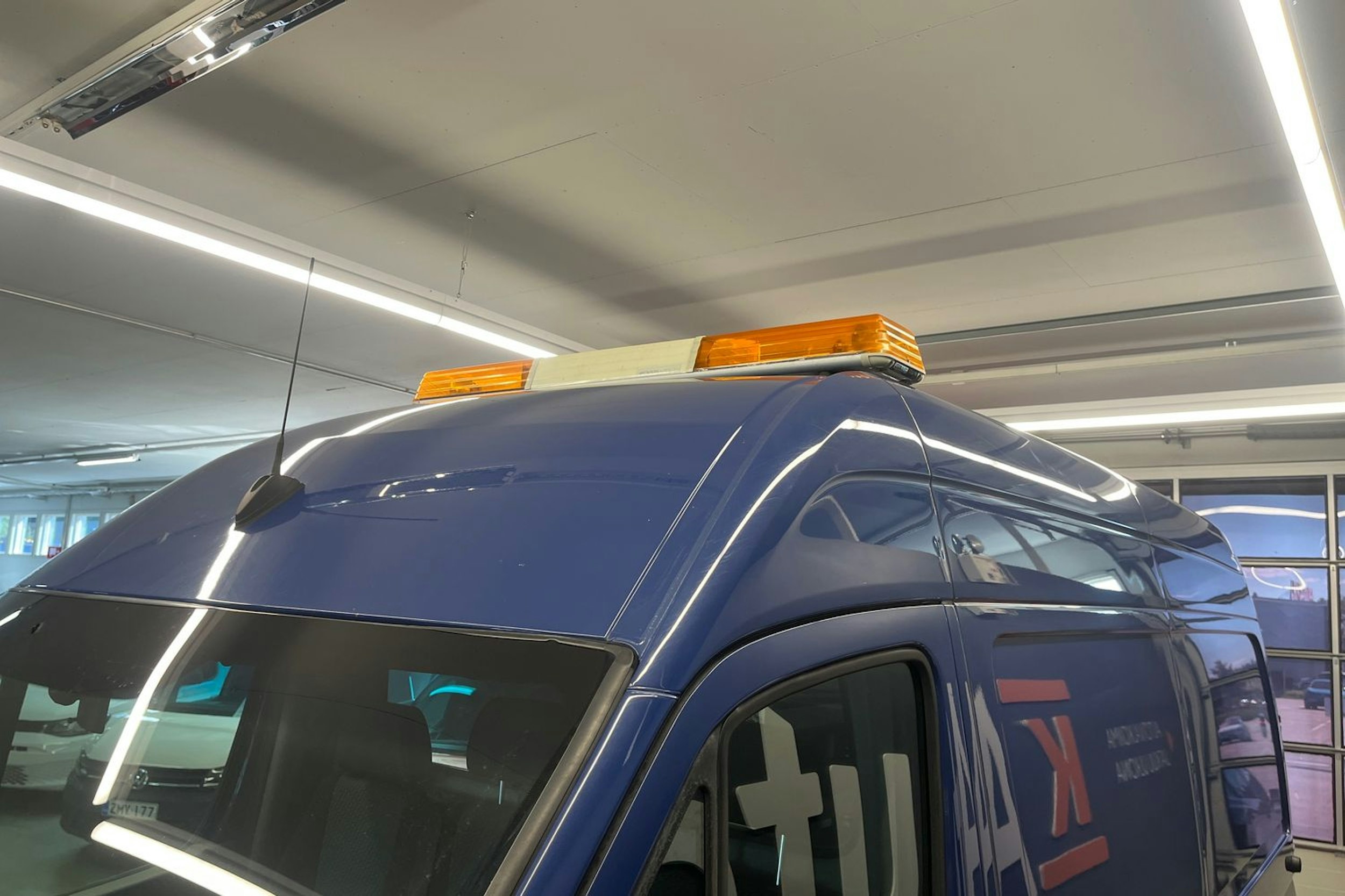 sininen Volkswagen Crafter 2014 kuva 20.