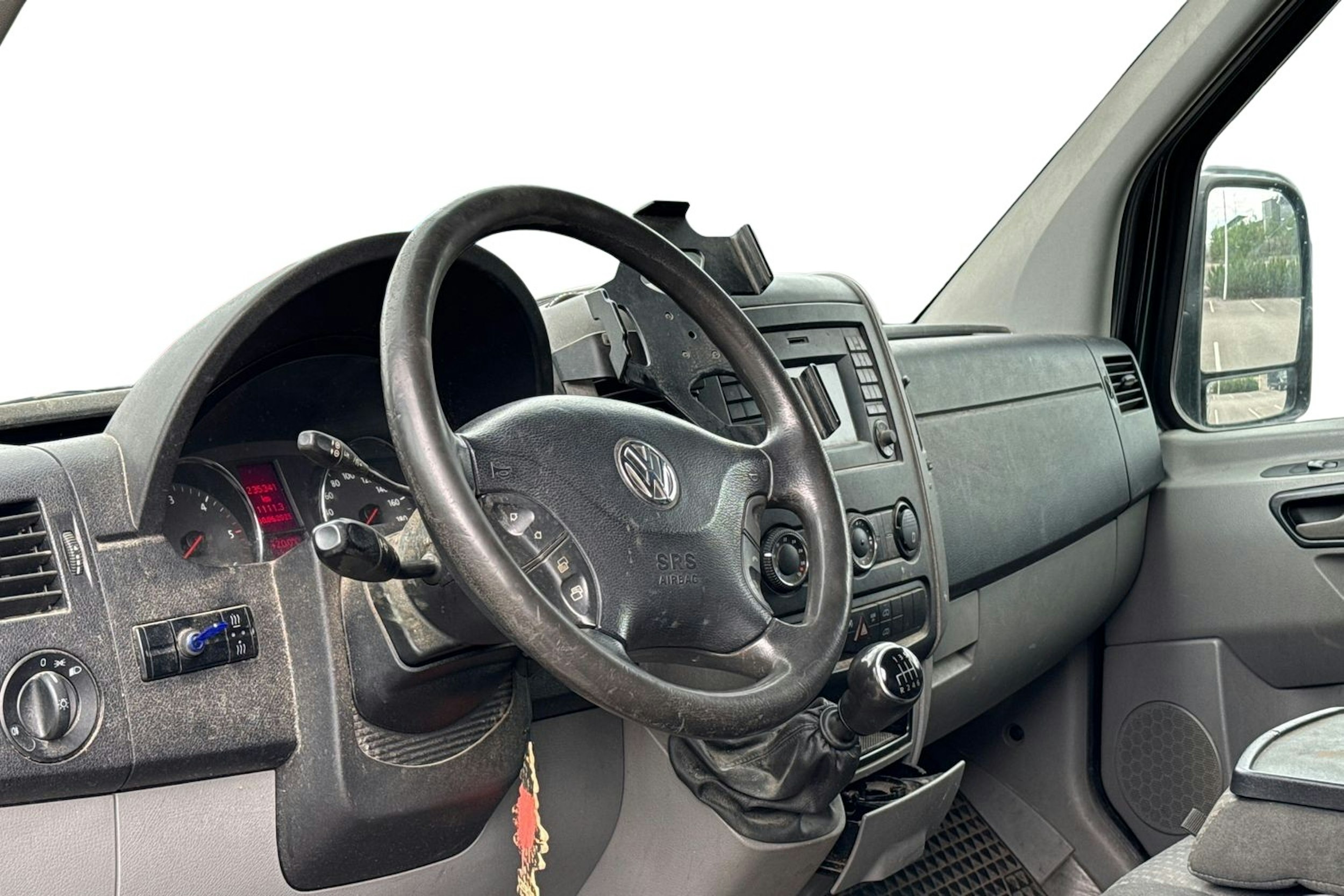 vihreä Volkswagen Crafter 2014 kuva 3.