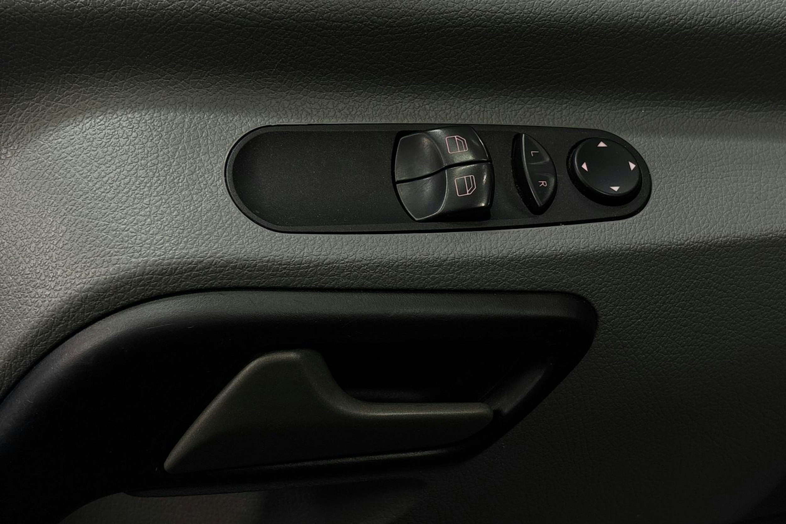 met. hopea Volkswagen Crafter 2014 kuva 13.