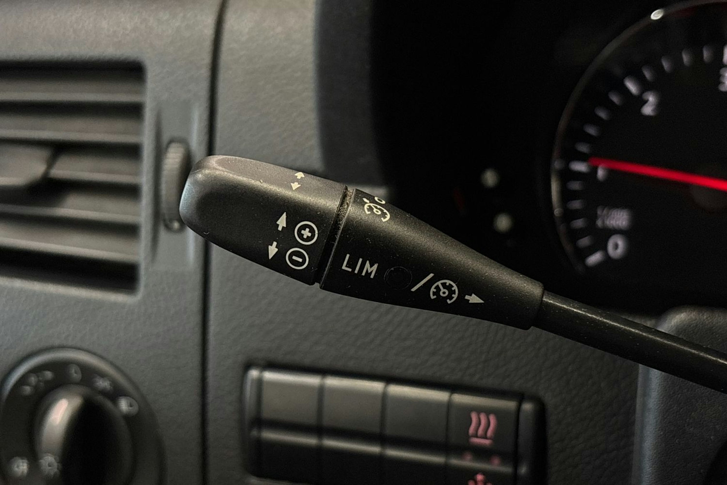 met. hopea Volkswagen Crafter 2014 kuva 17.