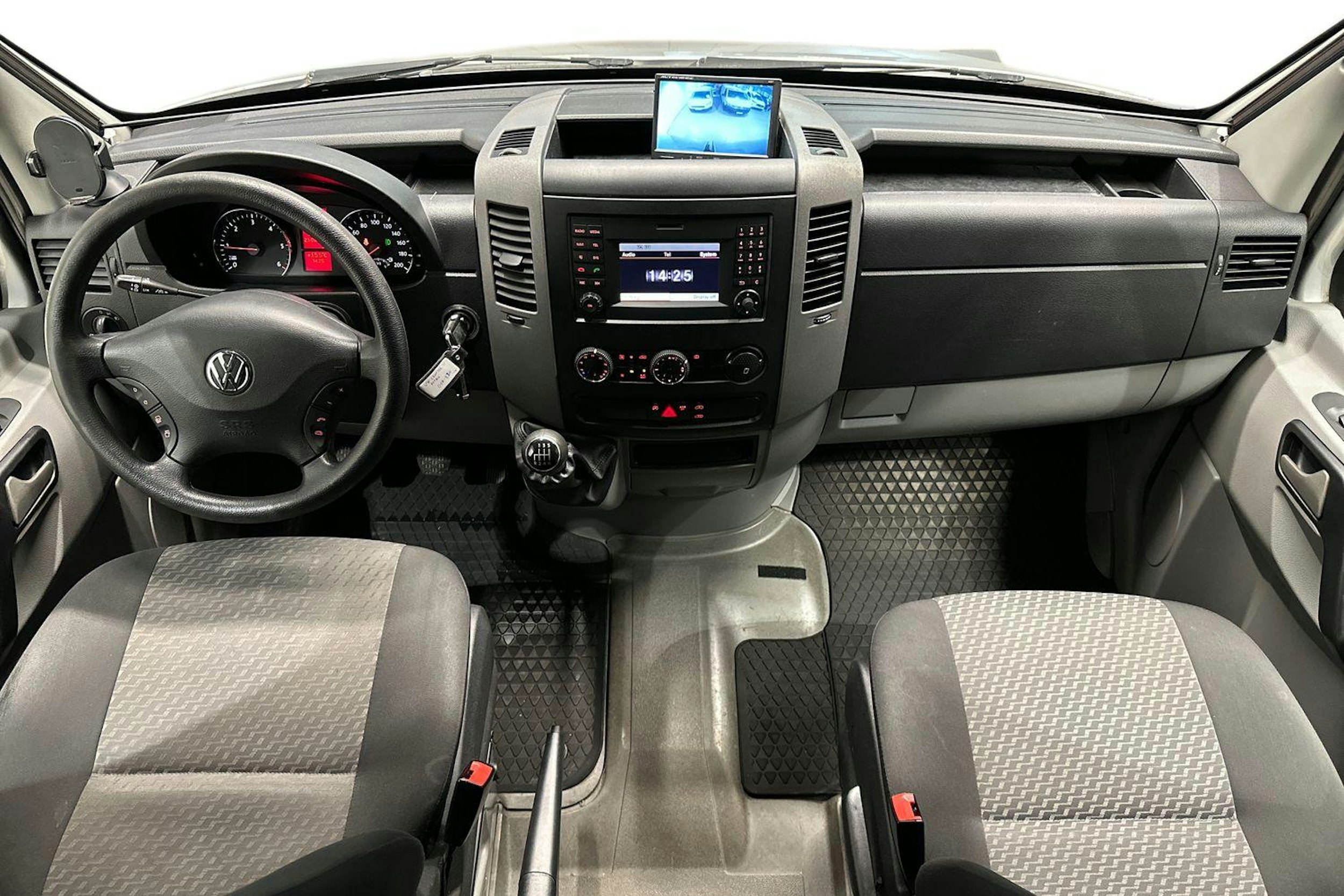 Hopea Volkswagen CRAFTER 2014 kuva 7.