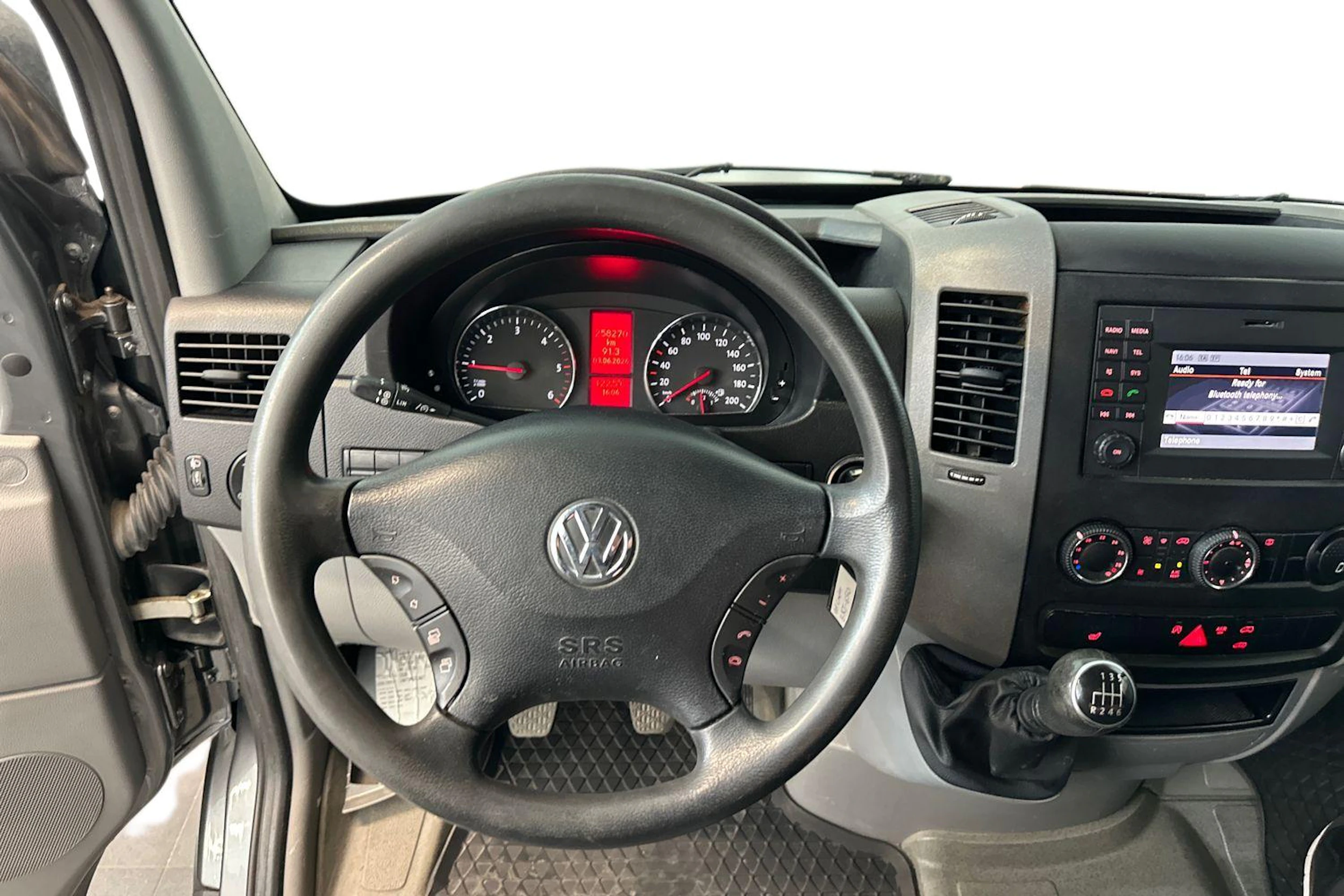harmaa Volkswagen Crafter 2015 kuva 9.