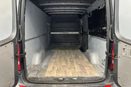 harmaa Volkswagen Crafter 2015 kuva 23.