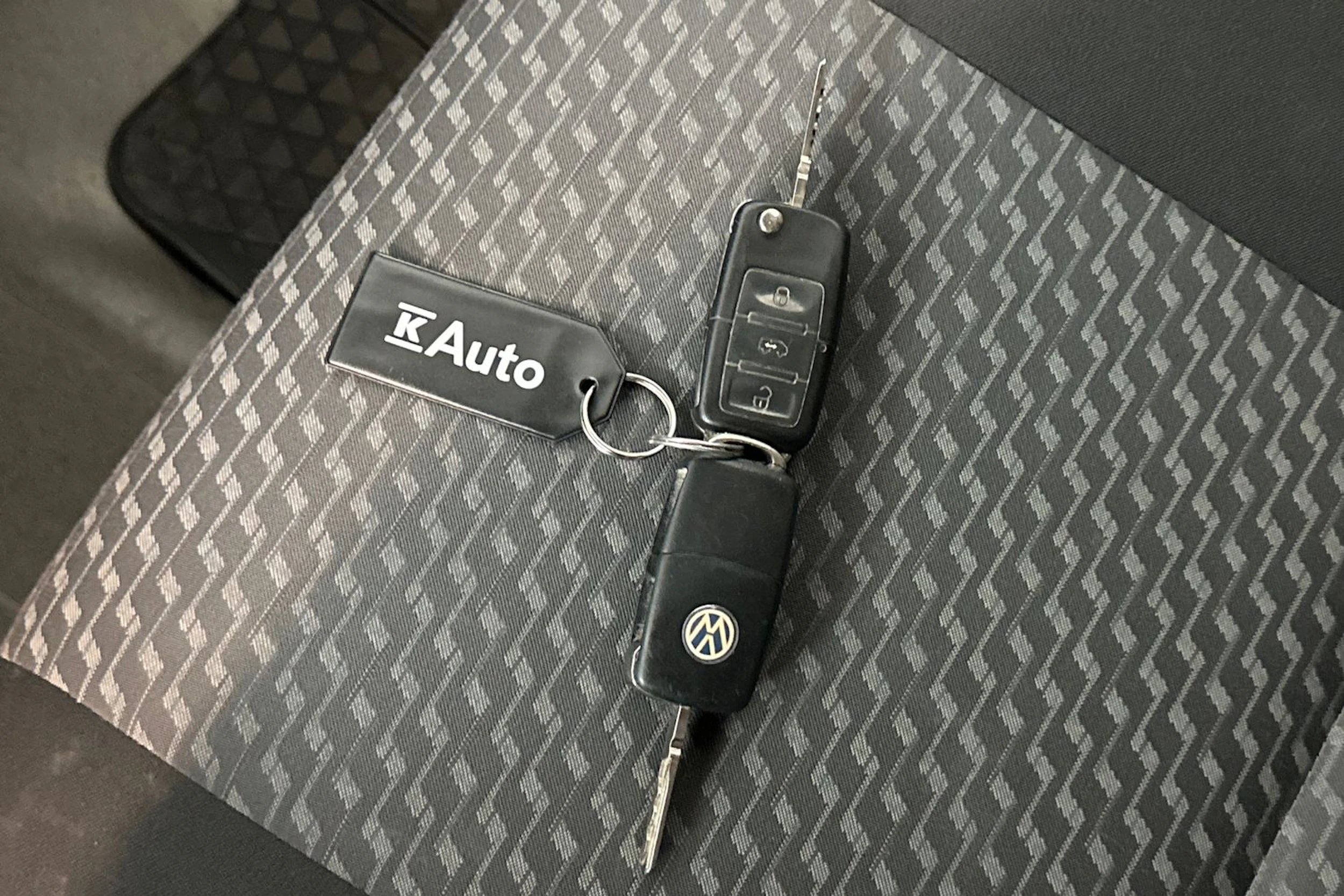 harmaa Volkswagen Crafter 2015 kuva 26.