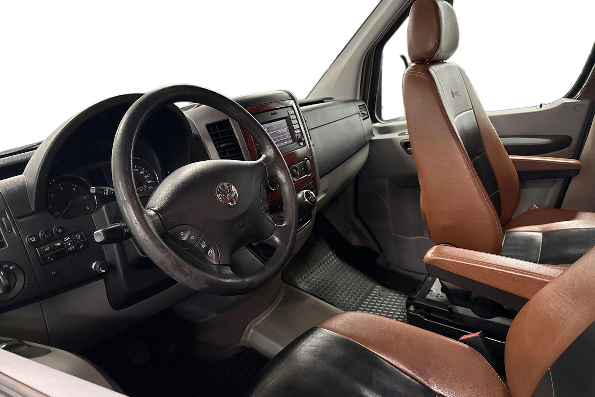 met. ruskea (beige) Volkswagen Crafter 2015 kuva 8.