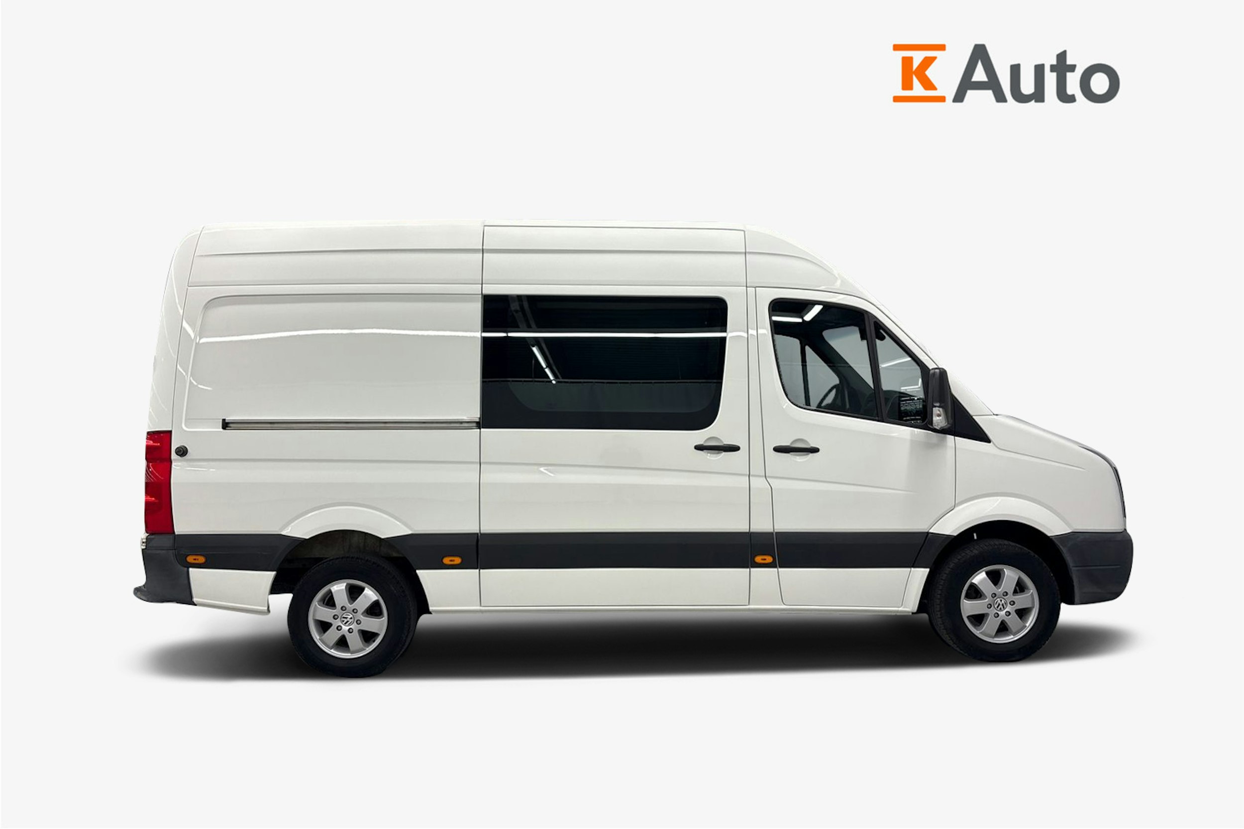 valkoinen Volkswagen Crafter 2015 kuva 5.
